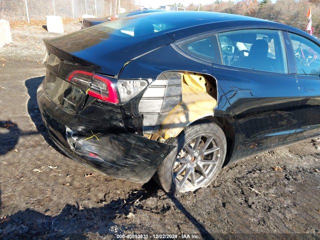 2021 TESLA MODEL 3 5YJ3E1EB4MF903192 Photo 5