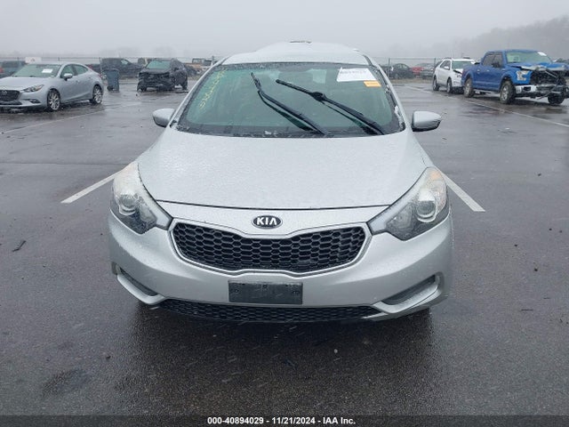 KNAFX4A69E5209597 KIA FORTE LX