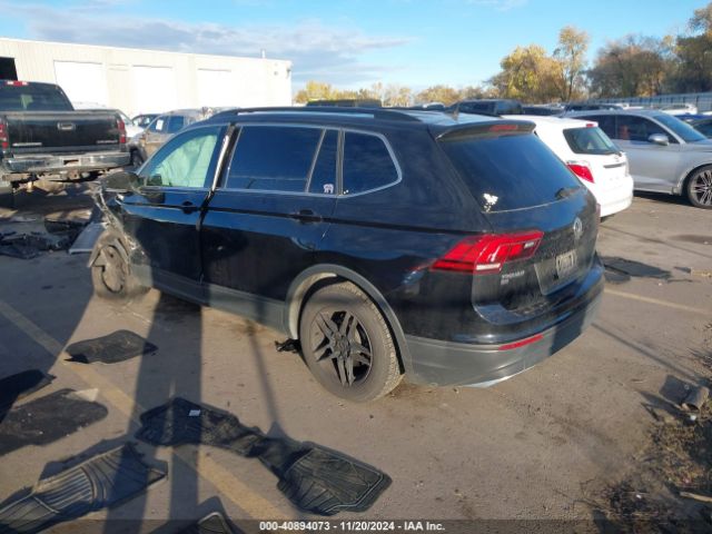 2019 VOLKSWAGEN TIGUAN 3VV2B7AX7KM188881 Photo 2