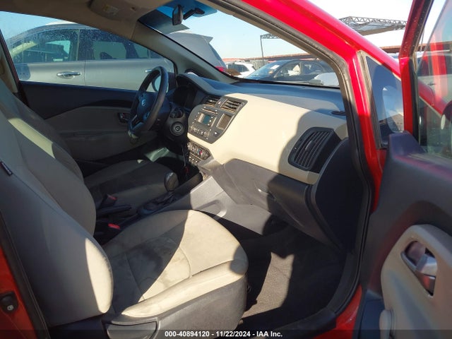 KIA RIO LX 2014 KNADM5A32E6359797 Image 5