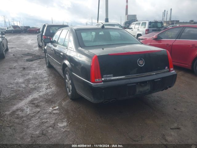2010 CADILLAC DTS 1G6KD5EY6AU101887 Photo 2