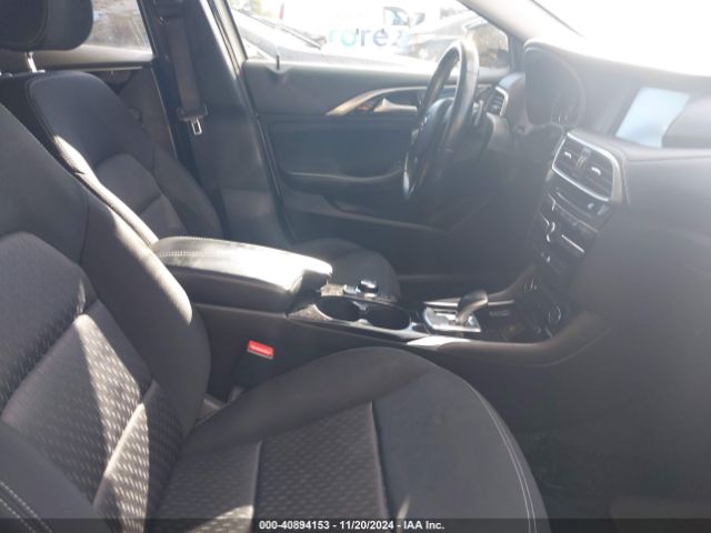 SJKCH5CP0HA033918 Infiniti QX30