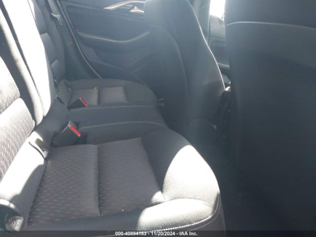 SJKCH5CP0HA033918 Infiniti QX30