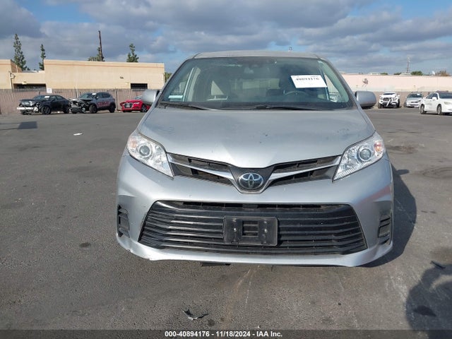 Toyota Sienna Le 8 Passenger 2019 5TDKZ3DC3KS014706 Image 12