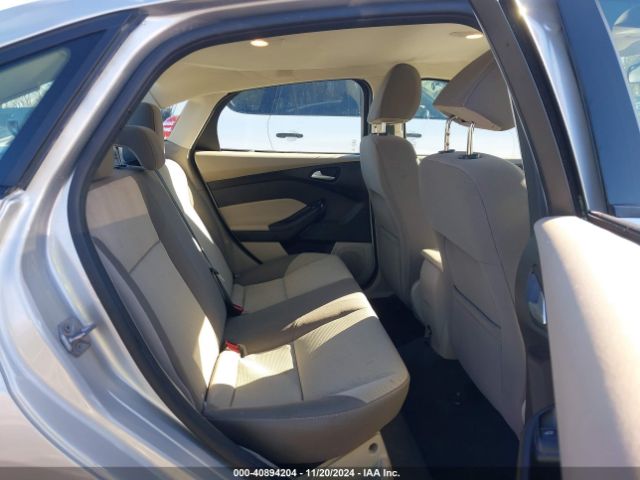1FADP3F28EL228864 Ford FOCUS SE