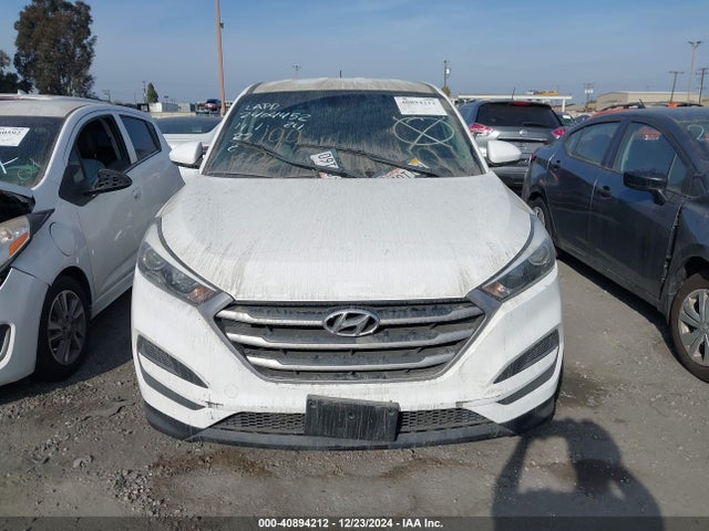 Hyundai TUCSON SE 2018 KM8J23A48JU616844 Image 11