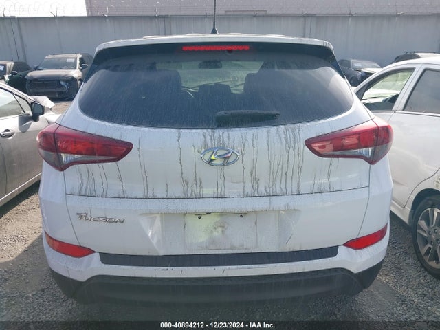 Hyundai TUCSON SE 2018 KM8J23A48JU616844 Image 15