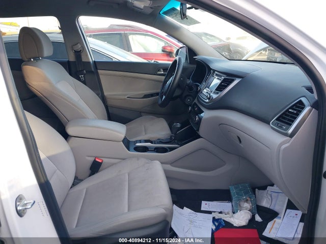 Hyundai TUCSON SE 2018 KM8J23A48JU616844 Image 5