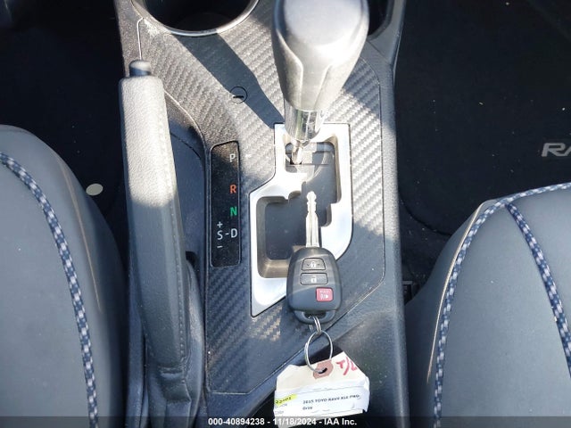 Toyota Rav4 Xle 2015 JTMWFREV7FD070579 Image 11