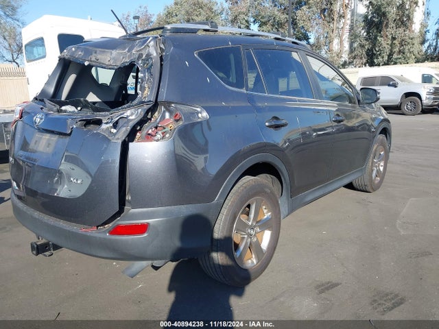 Toyota Rav4 Xle 2015 JTMWFREV7FD070579 Image 4