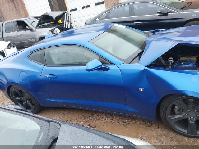 Chevrolet Camaro 1lt 2018 1G1FB1RS2J0186892 Image 13