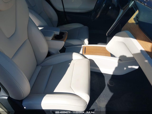 2020 TESLA MODEL S 5YJSA1E23LF357703 Photo 4