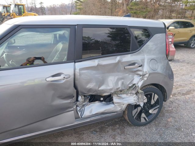 KNDJ53AU8P7853854 KIA Soul Gt-line