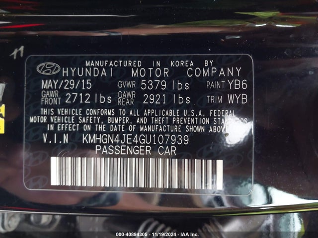 Hyundai Genesis 3.8 2016 KMHGN4JE4GU107939 Image 9