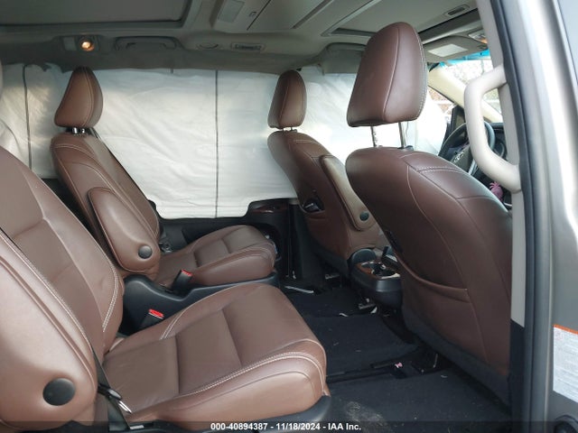 5TDYZ3DC6HS768749 Toyota Sienna Limited Premium 7 Passenger