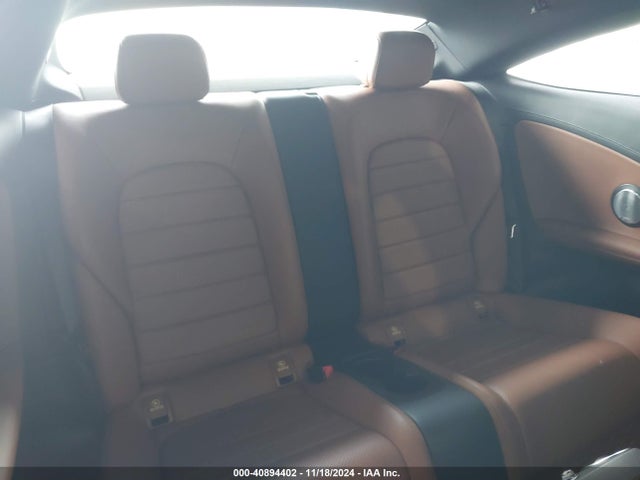 WDDWJ4JB9HF450145 Mercedes-Benz C 300