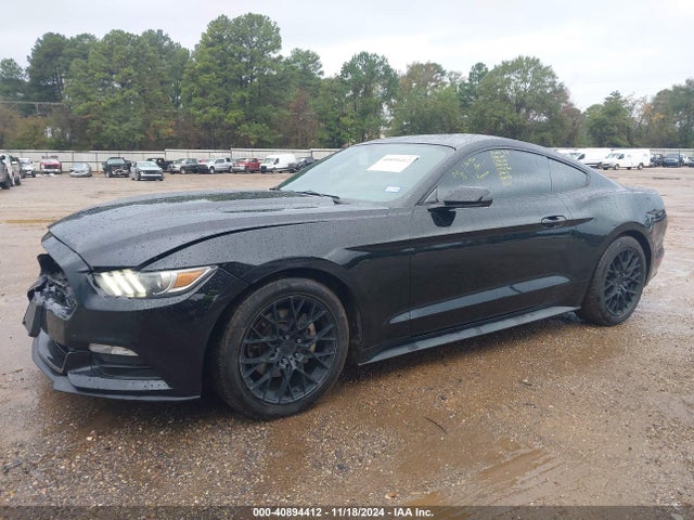 1FA6P8AM2H5306403 Ford Mustang V6