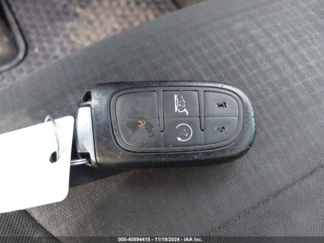 1C4PJMCB4FW596011 Jeep Cherokee Latitude