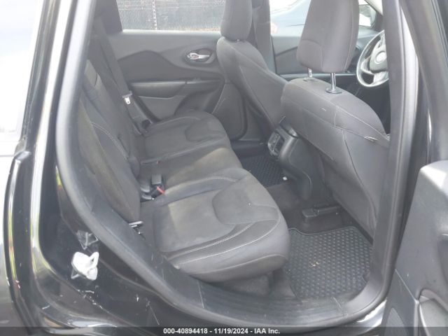 1C4PJMCB4FW596011 Jeep Cherokee Latitude