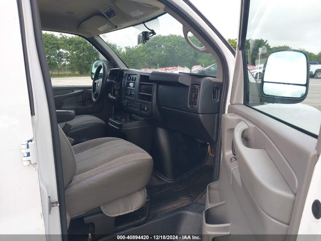 1GAZG1FG1F1112010 Chevrolet Express 3500 Lt