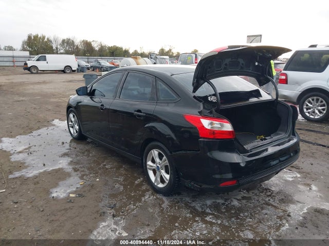 Ford FOCUS SE 2014 1FADP3F20EL165677 Image 3
