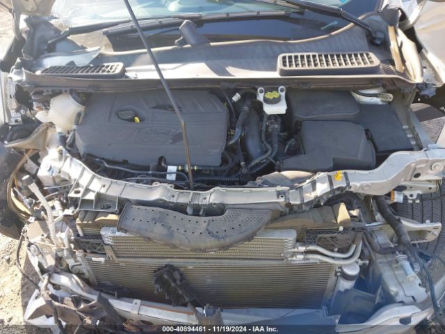 1FMCU9GD9HUE00220 Ford ESCAPE SE