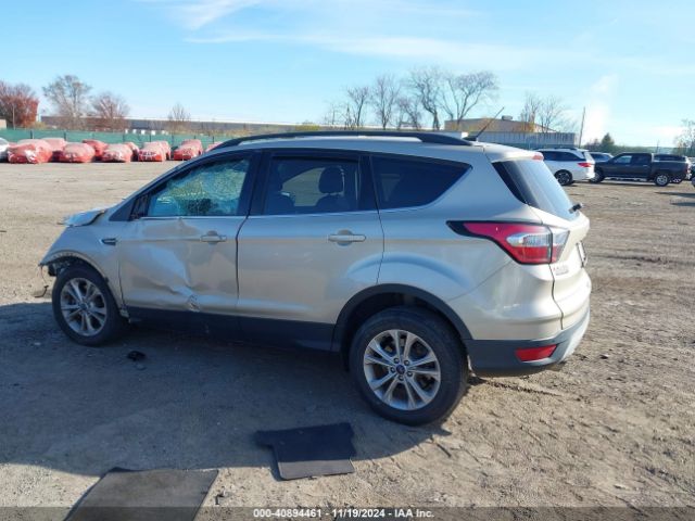 1FMCU9GD9HUE00220 Ford ESCAPE SE