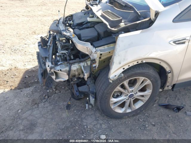 1FMCU9GD9HUE00220 Ford ESCAPE SE