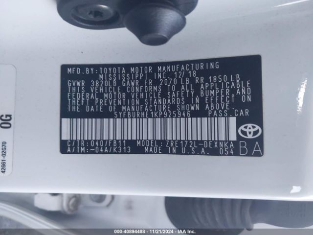 5YFBURHE1KP925946 Toyota COROLLA LE
