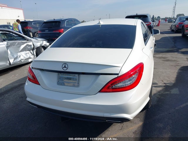 WDDLJ9BB9EA128032 Mercedes-Benz Cls 550 4matic