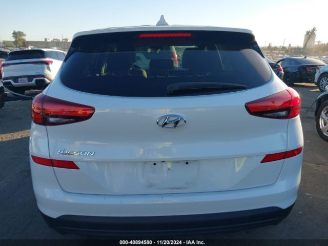 KM8J23A42KU013860 Hyundai TUCSON SE