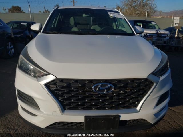 KM8J23A42KU013860 Hyundai TUCSON SE