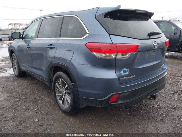 Toyota Highlander Xle 2019 5TDJZRFH5KS739389 Image 3