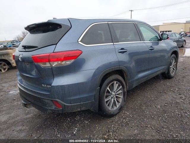 Toyota Highlander Xle 2019 5TDJZRFH5KS739389 Image 4