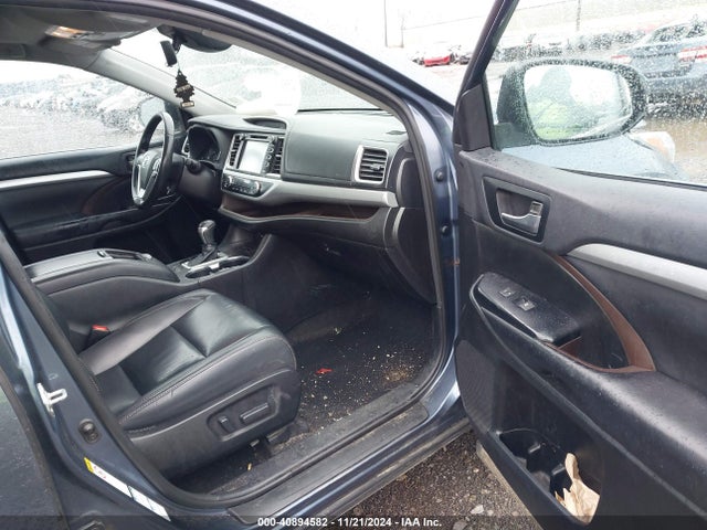 Toyota Highlander Xle 2019 5TDJZRFH5KS739389 Image 5