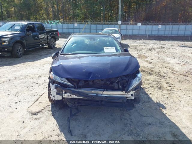 4T1F31AK7NU584710 Toyota Camry Xle Hybrid