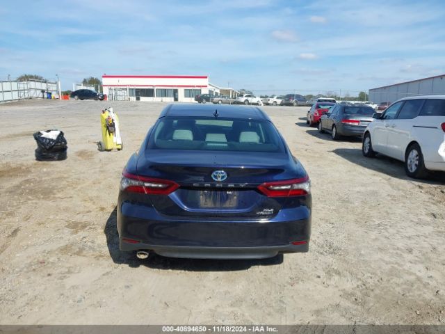 4T1F31AK7NU584710 Toyota Camry Xle Hybrid