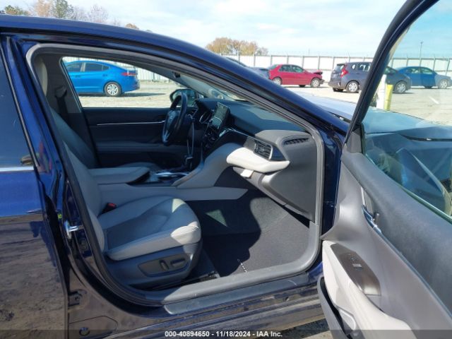 4T1F31AK7NU584710 Toyota Camry Xle Hybrid