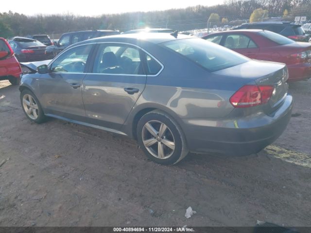 1VWAT7A39EC026774 Volkswagen Passat 1.8t Wolfsburg Edition