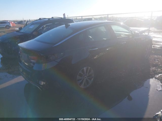 5XXGW4L28HG146416 KIA Optima Sx Turbo
