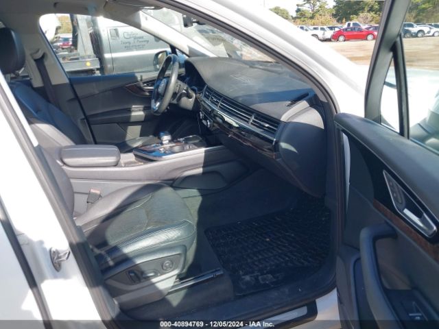 WA1VAAF77JD027486 Audi Q7 3.0t Premium