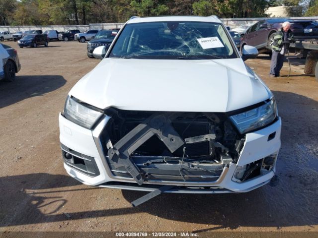 WA1VAAF77JD027486 Audi Q7 3.0t Premium