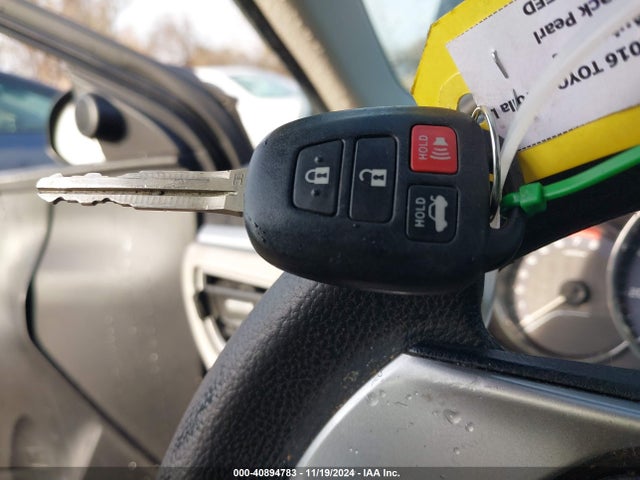 Toyota Corolla Le Plus 2016 2T1BURHE9GC504807 Image 11