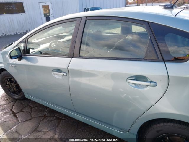 JTDKN3DU7E1817511 Toyota Prius Four