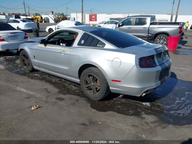 1ZVBP8AM1E5240153 Ford Mustang V6