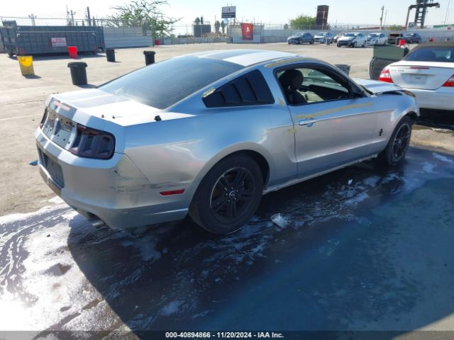 1ZVBP8AM1E5240153 Ford Mustang V6