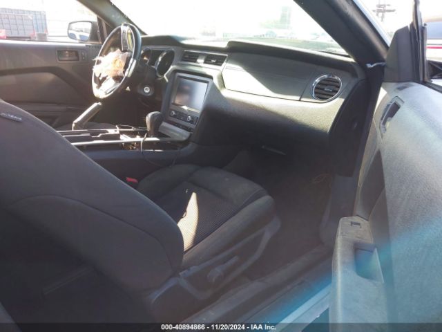 1ZVBP8AM1E5240153 Ford Mustang V6