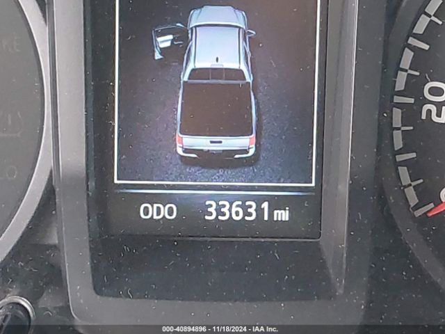 3TYCZ5AN8NT095118 Toyota Tacoma Sr V6