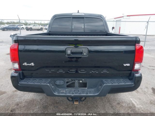 3TYCZ5AN8NT095118 Toyota Tacoma Sr V6