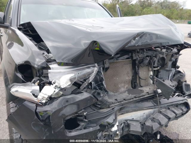 3TYCZ5AN8NT095118 Toyota Tacoma Sr V6
